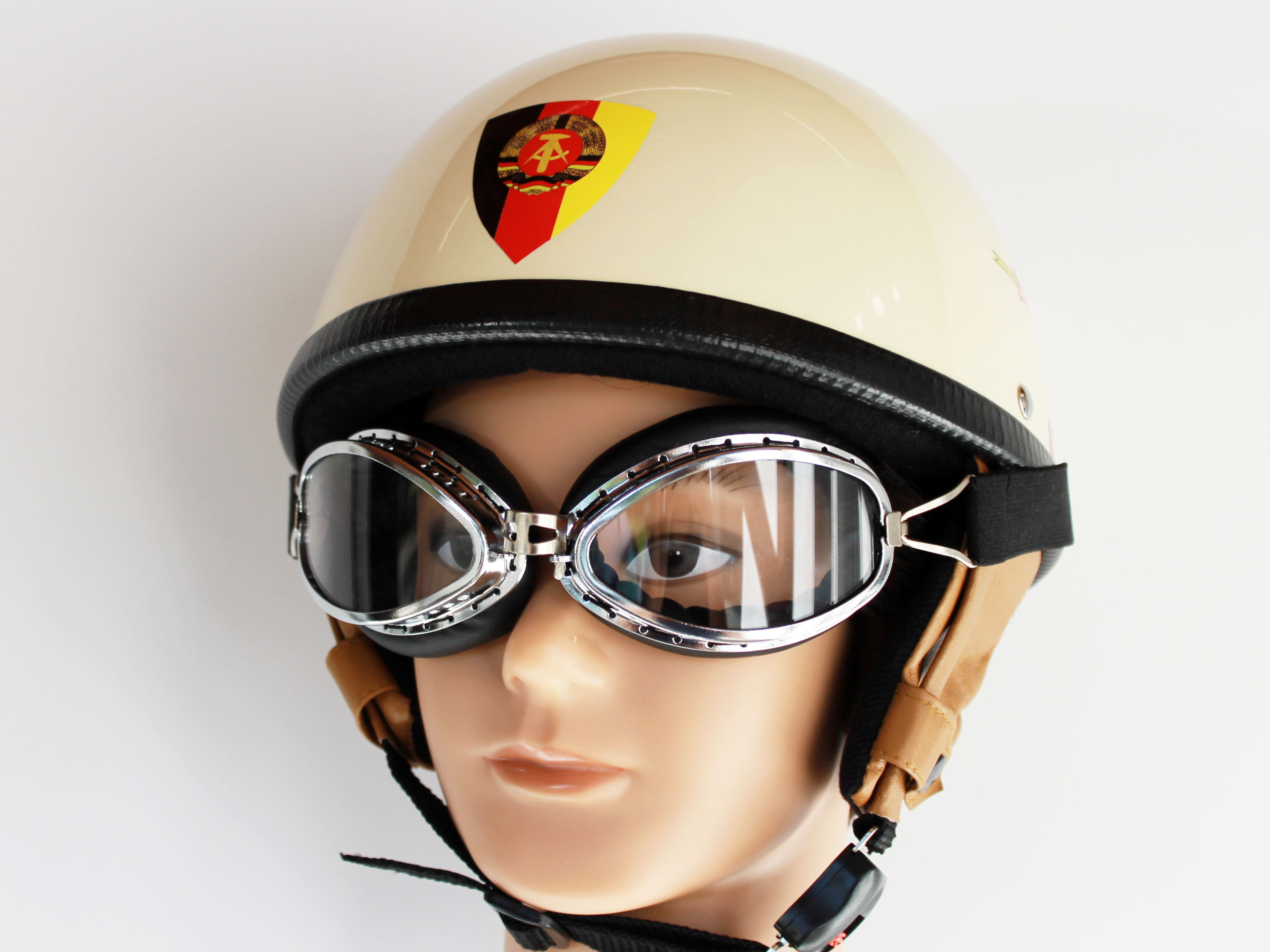 Helm  Nationalkader DDR  RB 500 elfenbein Größe XXL mit Brille, Helm-Sets, Classic Helme, Helme, Ausrüstung